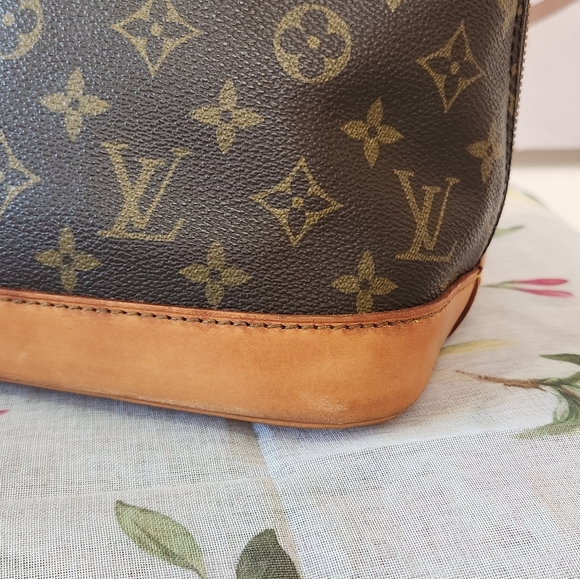 - `ღ´- ♥ -`ღ´ FABULOUS CONDITION `ღ´- ♥ -`ღ´ Authentic Louis Vuitton ALMA - Picture 12 of 17